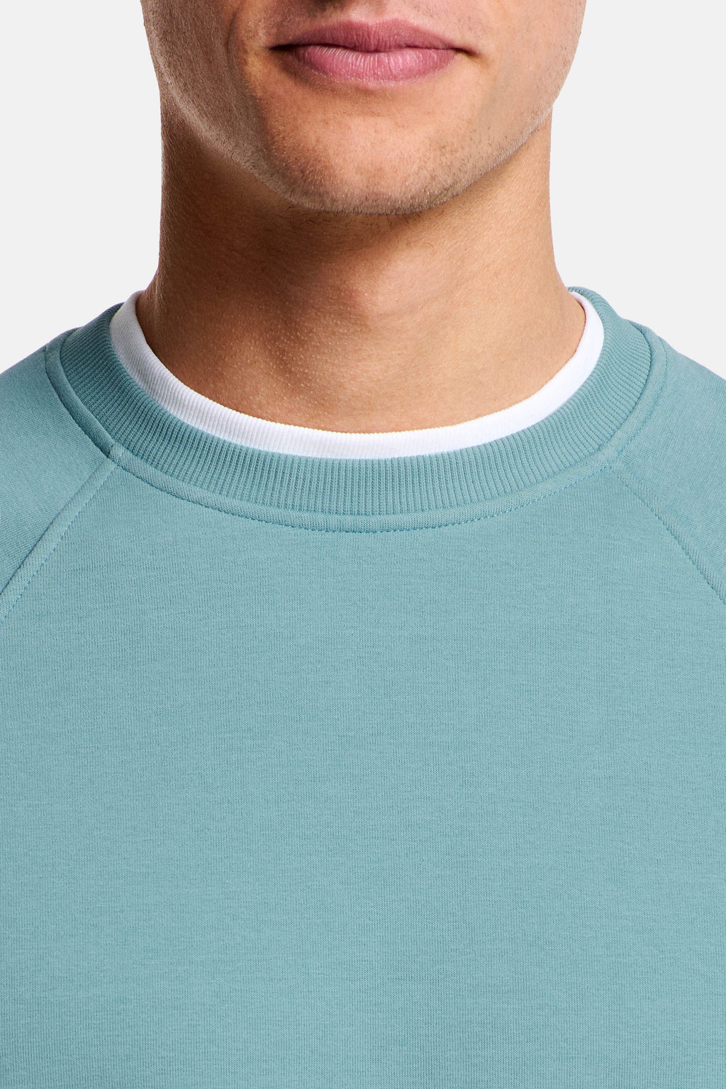 Astons * The Easy Sweater