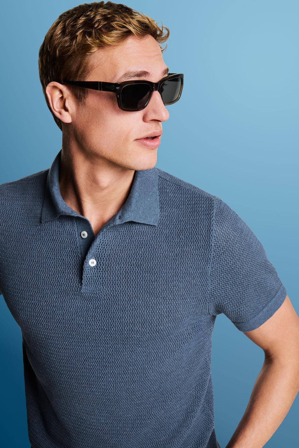 Mavericks * The Airy Knit Polo