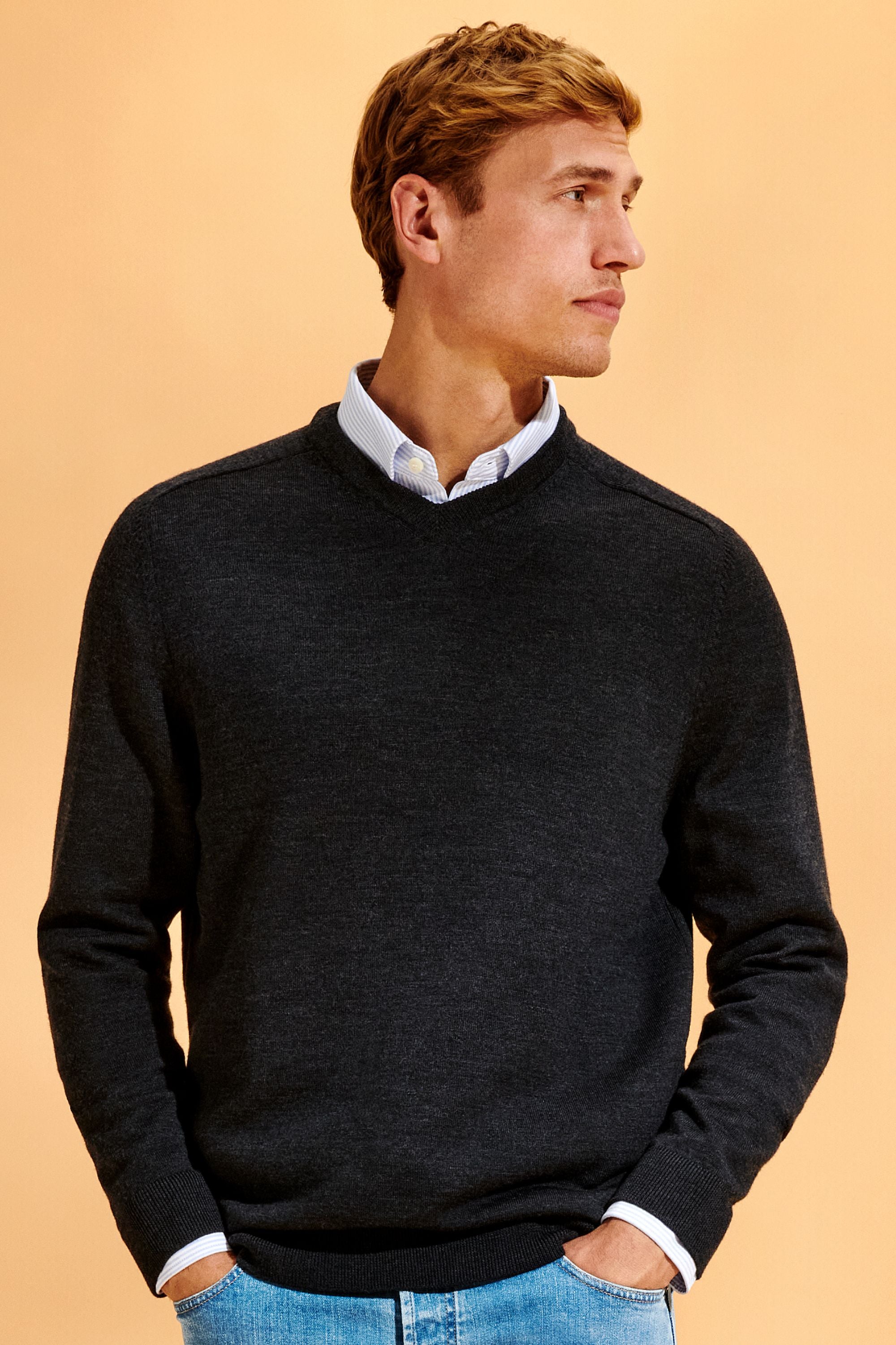 Storms * The Merino V-neck