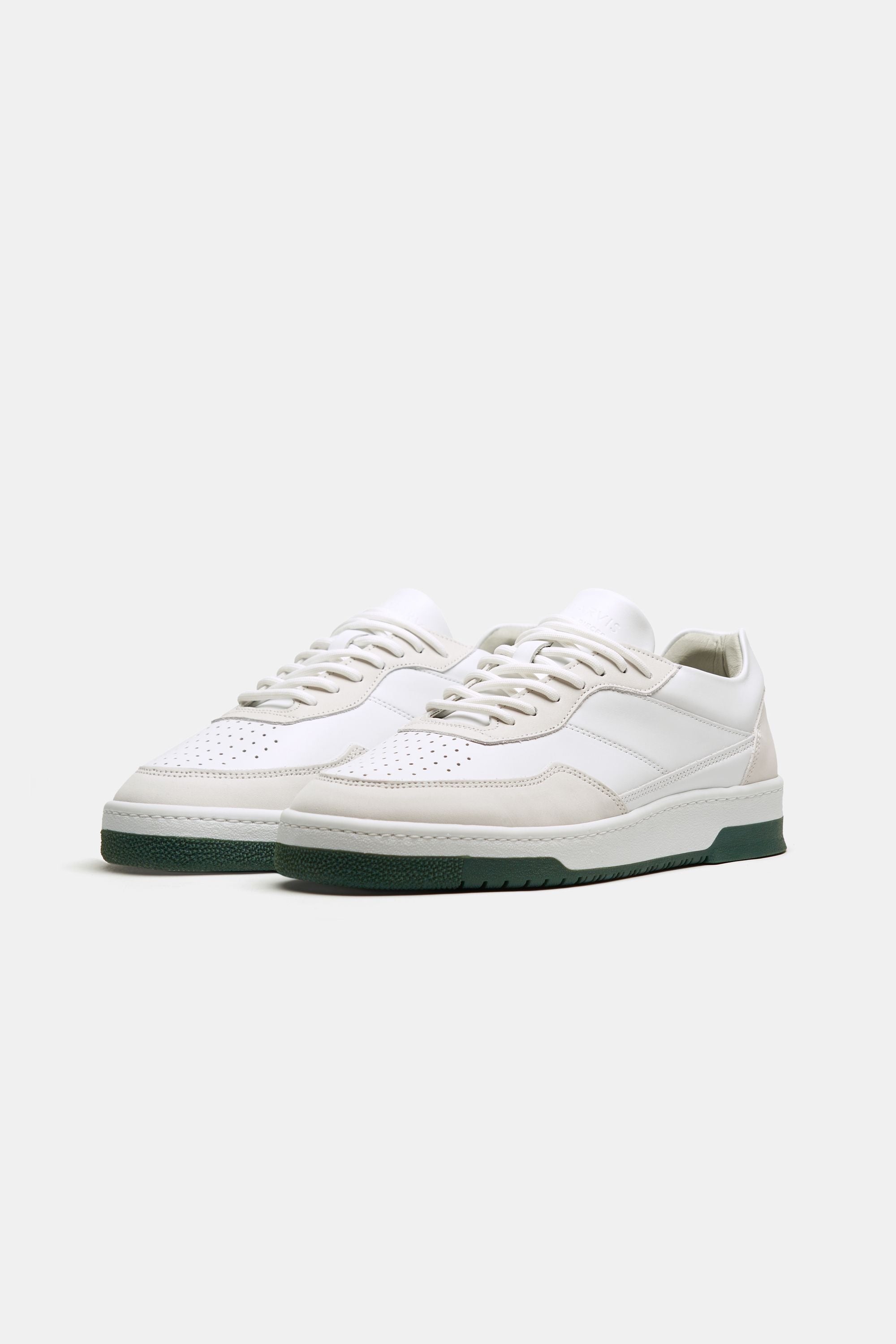 Lakes * The Classic Sneakers
